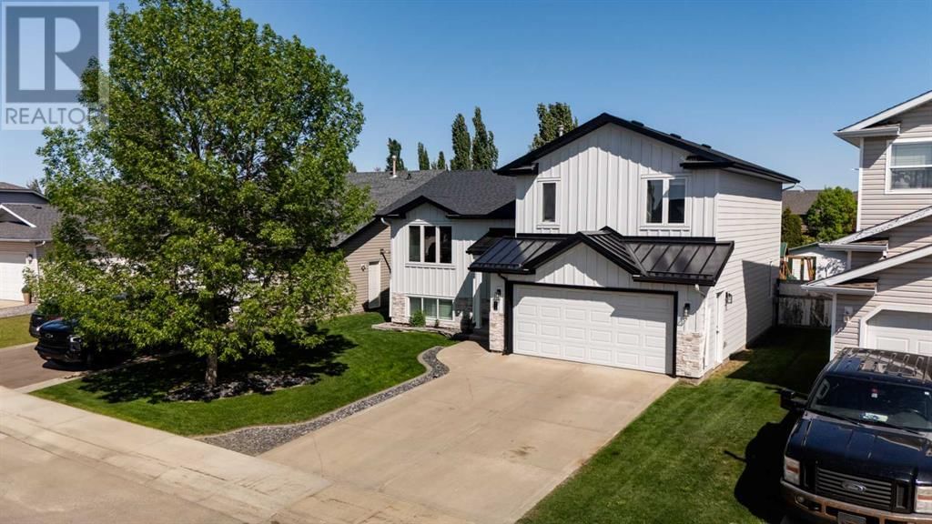 111 REICHLEY STREET Image 24