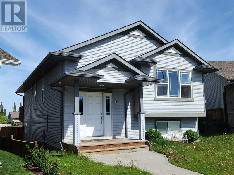 60 Long Close Red Deer, Alberta
