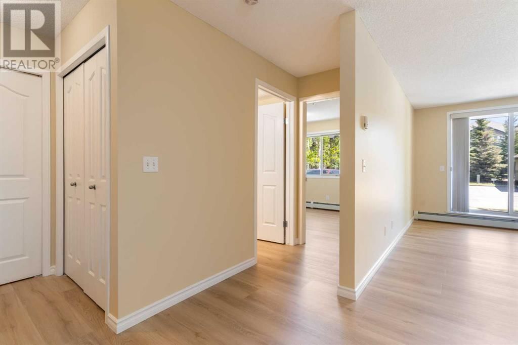 8 BRIDLECREST DRIVE SOUTHWEST Image 15
