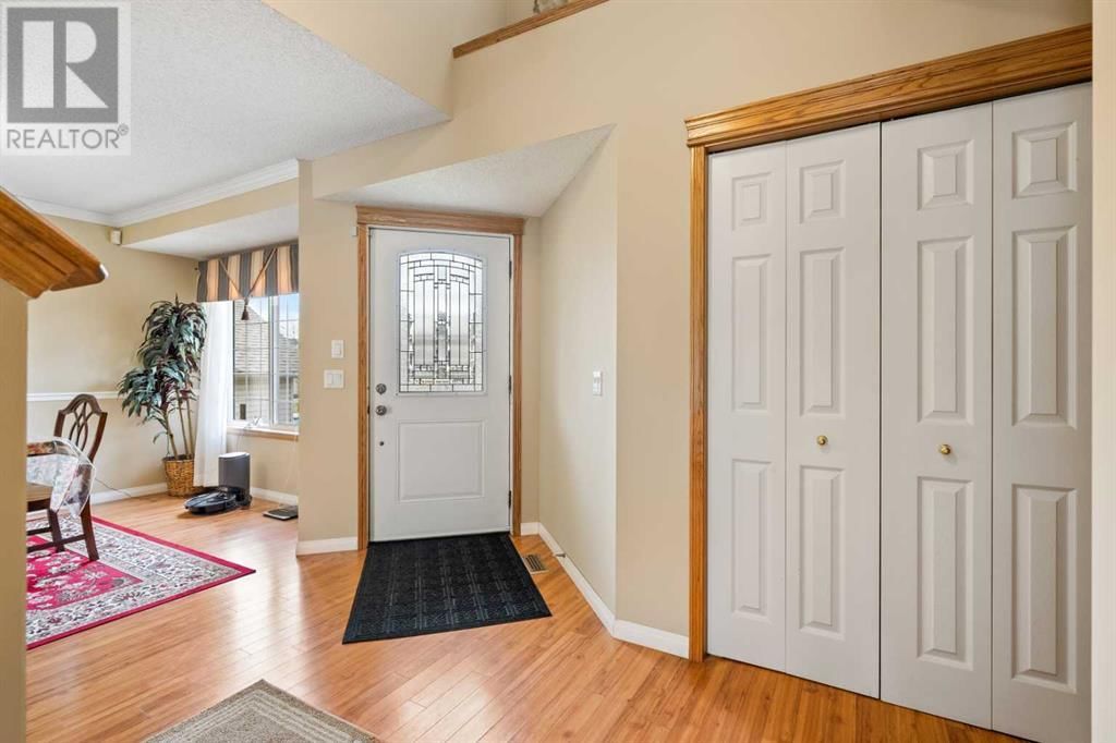 55 SOMERCREST GROVE SOUTHWEST Image 2