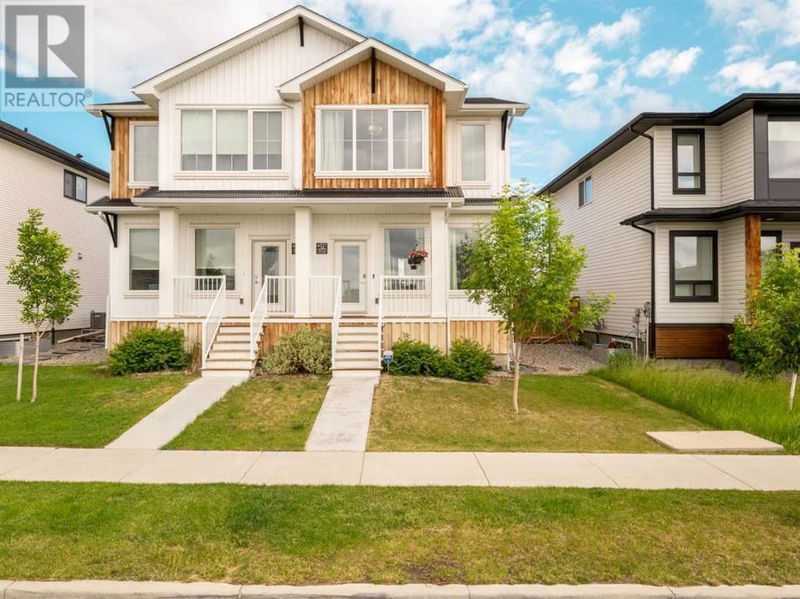 4521 Fairmont Gate South Lethbridge, Alberta