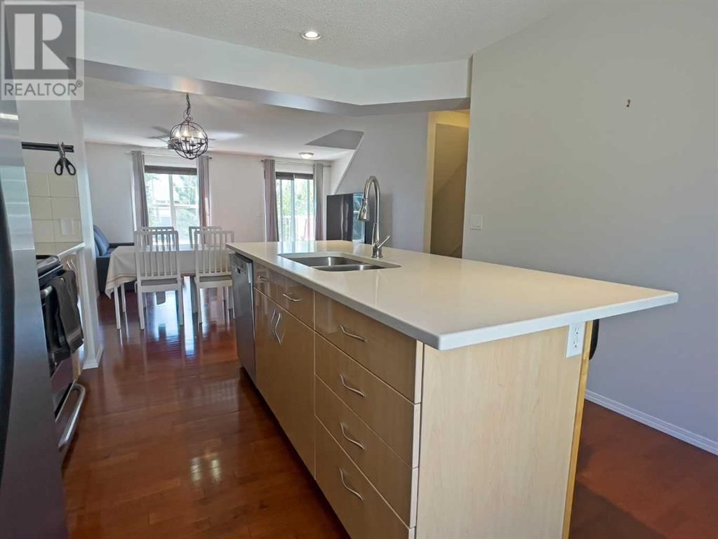 15 TOSCANA GARDENS NORTHWEST Image 20