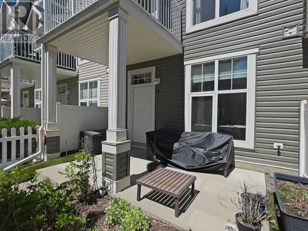 15 TOSCANA GARDENS NORTHWEST Image 3