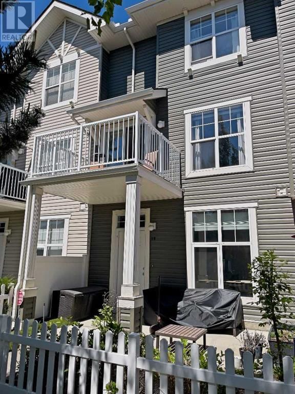 15 TOSCANA GARDENS NORTHWEST Image 36