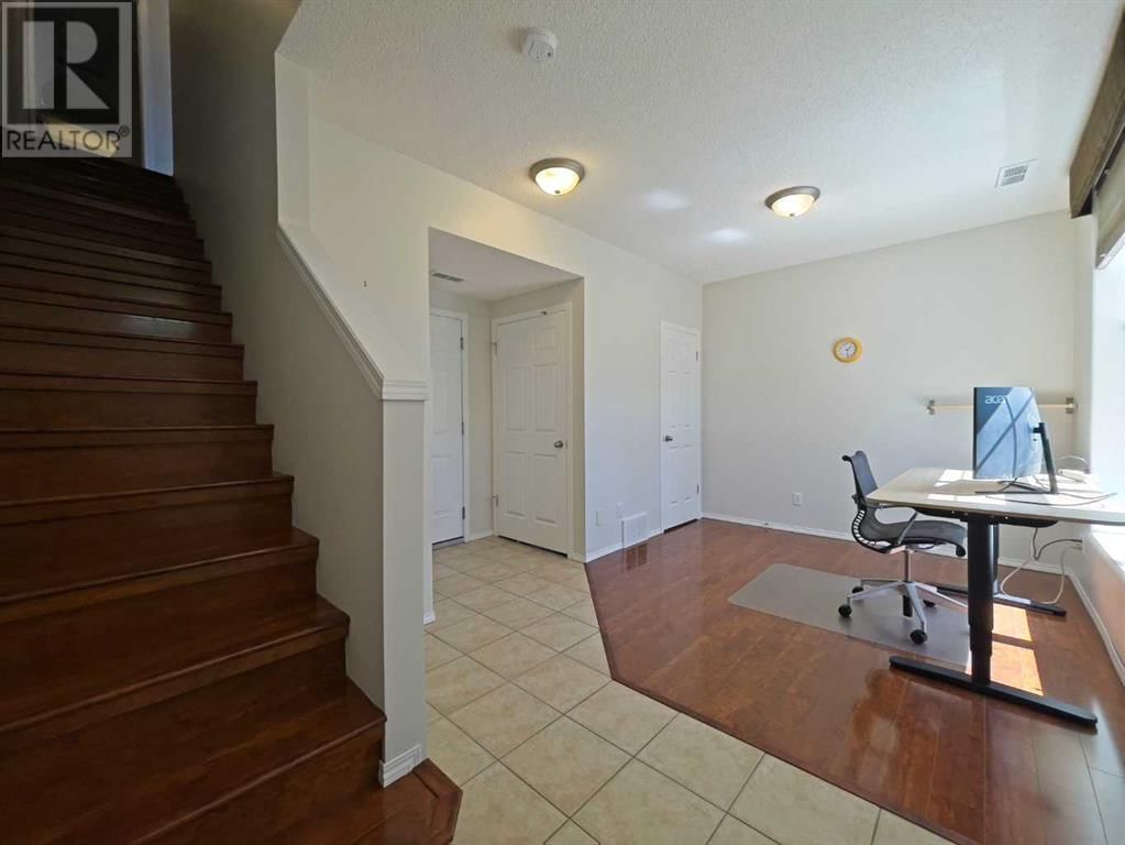 15 TOSCANA GARDENS NORTHWEST Image 6