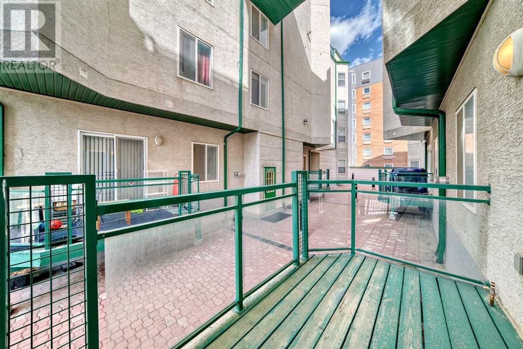 1514 11 STREET SOUTHWEST Image 39