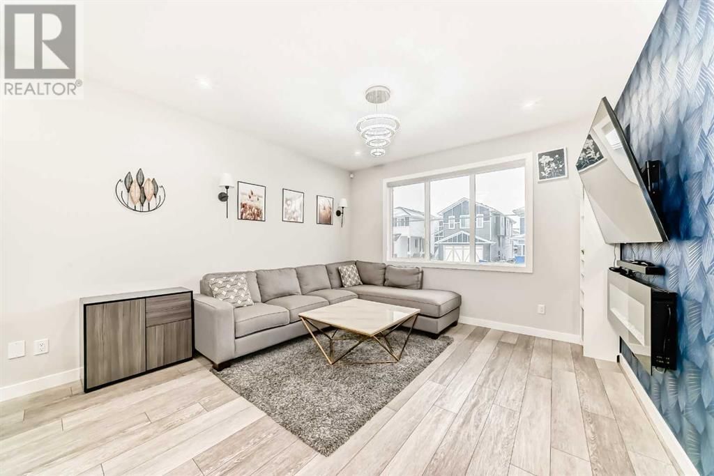 226 CHELSEA HEATH Image 11