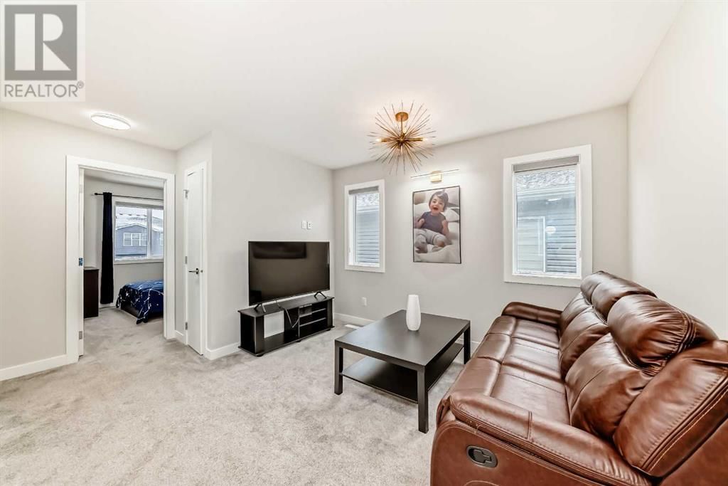226 CHELSEA HEATH Image 27