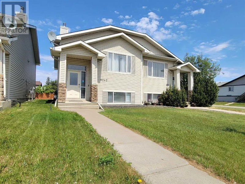 9042 92 Avenue Grande Prairie, Alberta