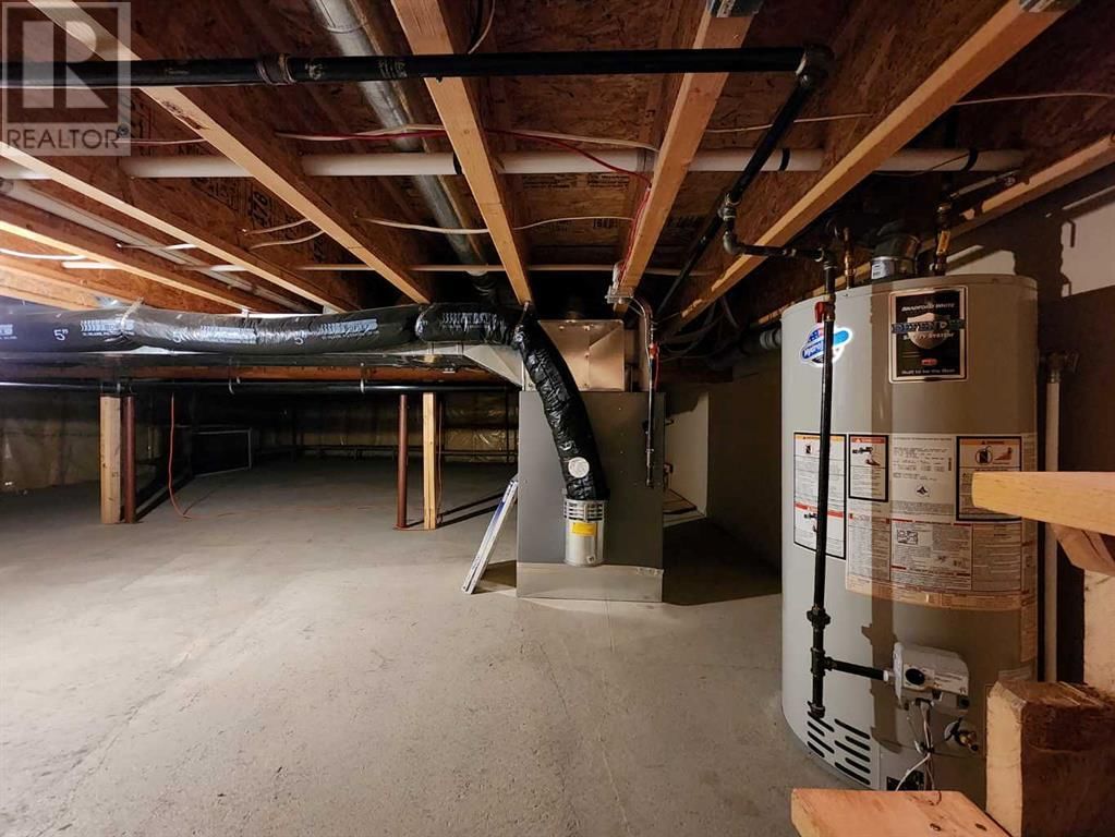 27 SKYLINE CRESCENT Image 17