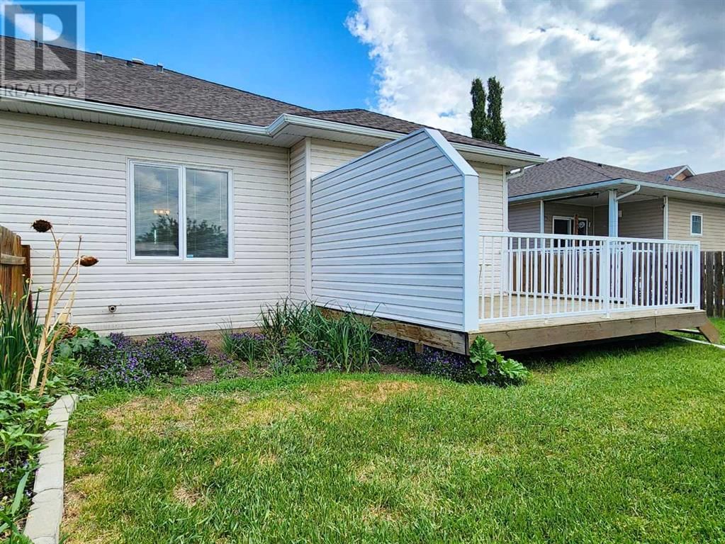 27 SKYLINE CRESCENT Image 23