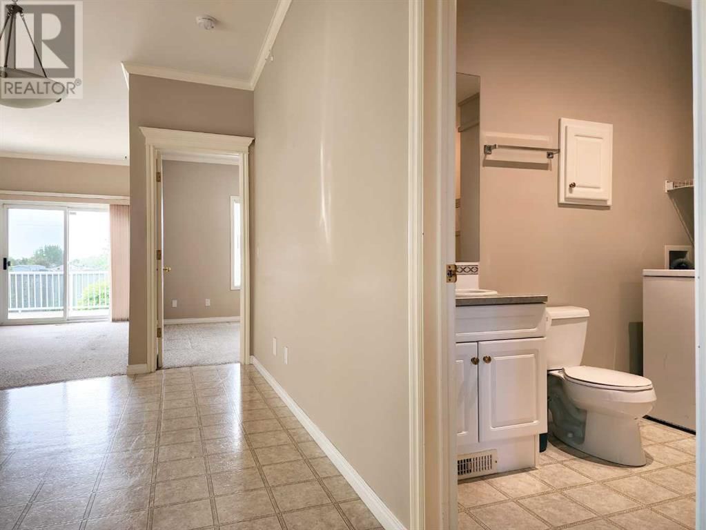 27 SKYLINE CRESCENT Image 6