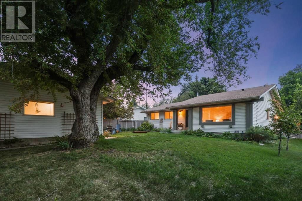12332 WOODVIEW ROAD SOUTHWEST Image 1