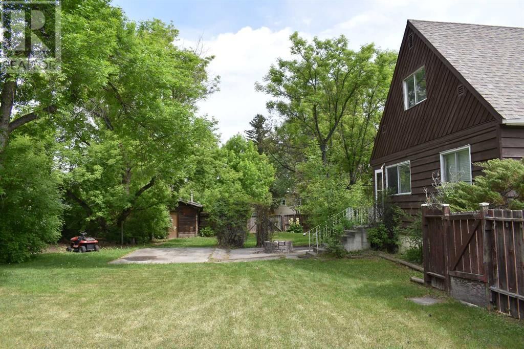 7620 34 AVENUE NORTHWEST Image 25