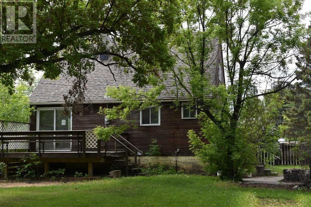 7620 34 AVENUE NORTHWEST Image 26