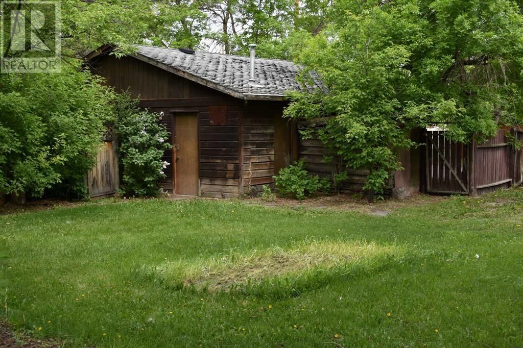 7620 34 AVENUE NORTHWEST Image 34