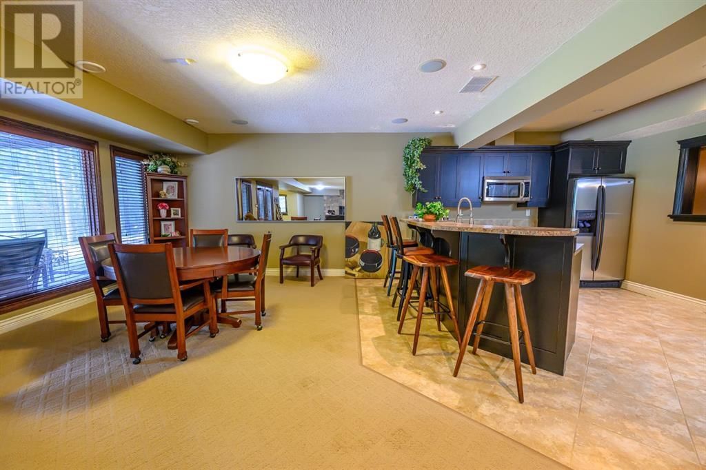 61011 704A TOWNSHIP Image 29