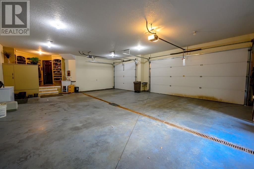 61011 704A TOWNSHIP Image 35