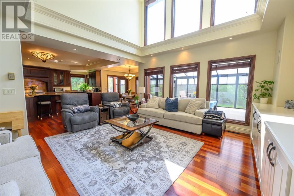 61011 704A TOWNSHIP Image 8