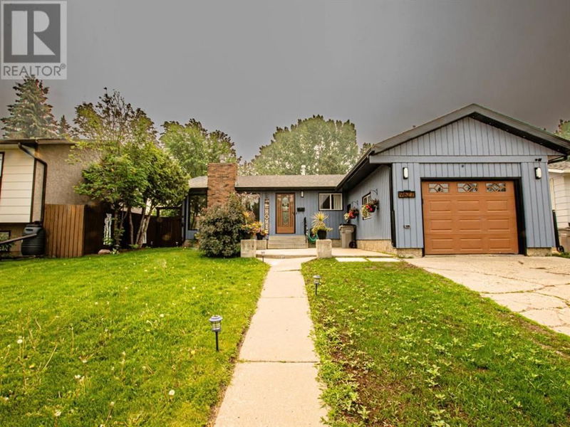 9627 77 Avenue Grande Prairie, Alberta