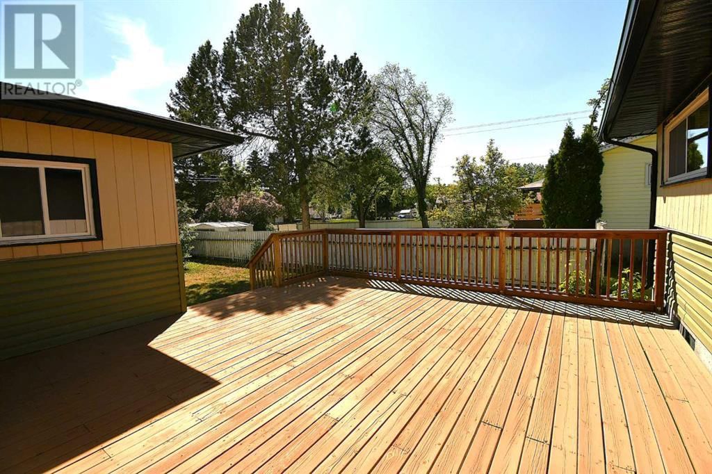 209 3 AVENUE WEST Image 41