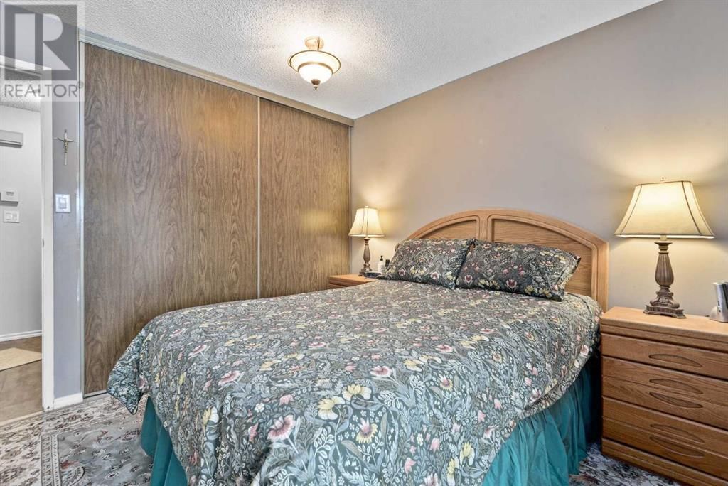 54 BELL STREET Image 17