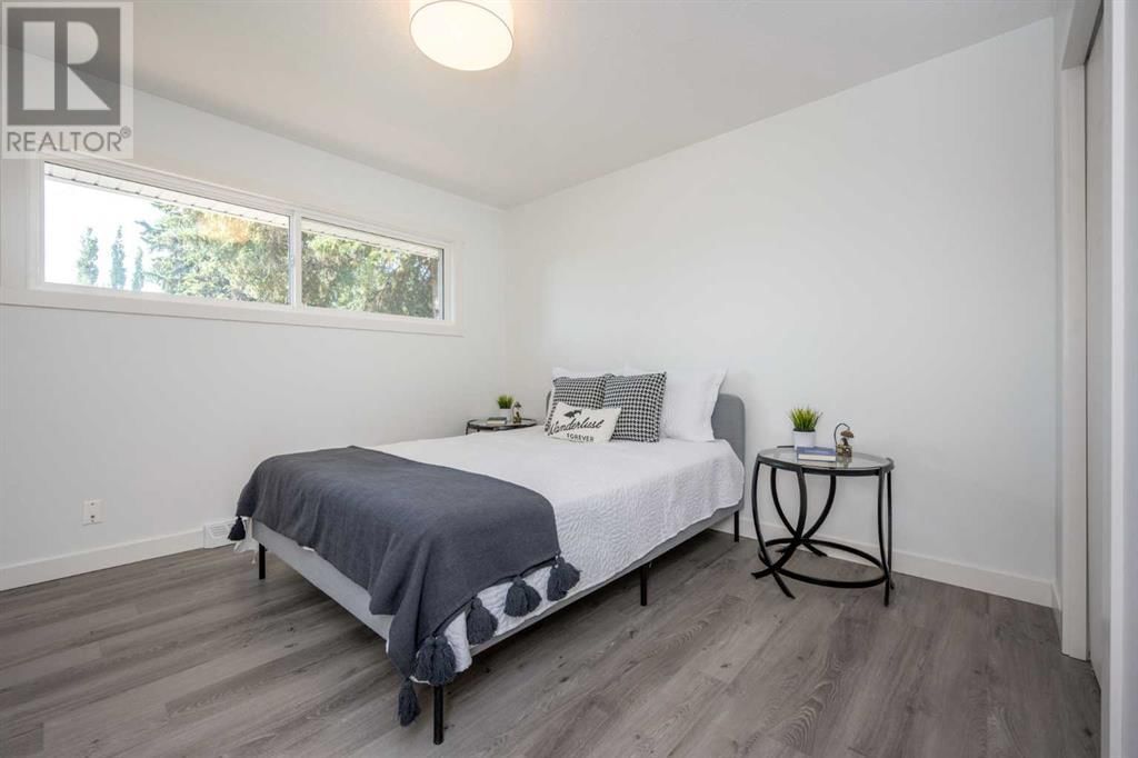 724 80 AVENUE SOUTHWEST Image 18
