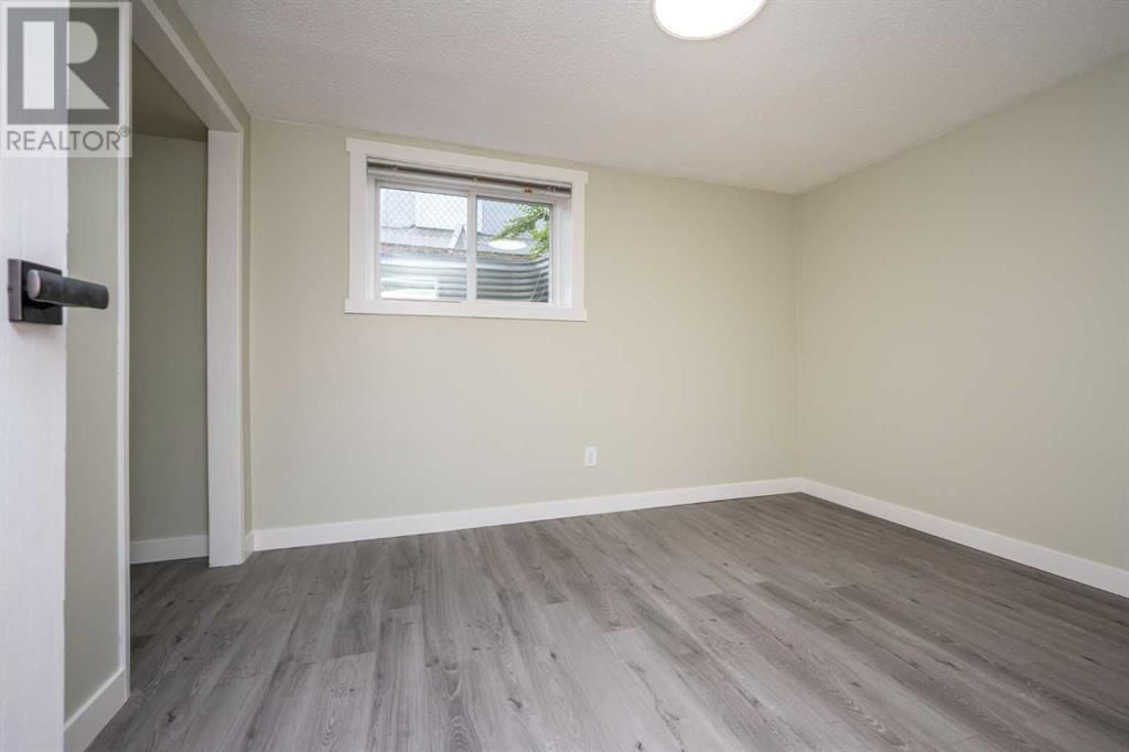 724 80 AVENUE SOUTHWEST Image 31