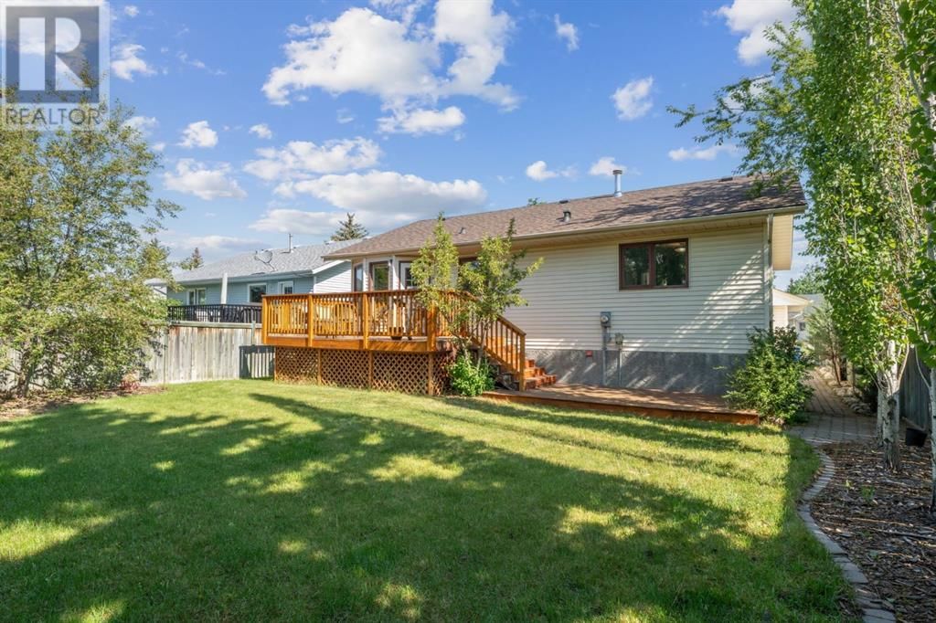 8 WEST MACKAY CRESCENT Image 31