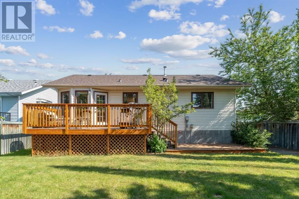 8 WEST MACKAY CRESCENT Image 34