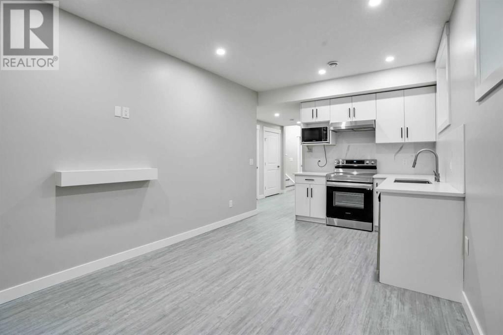 7 EVANSGLEN CIRCLE NORTHWEST Image 32