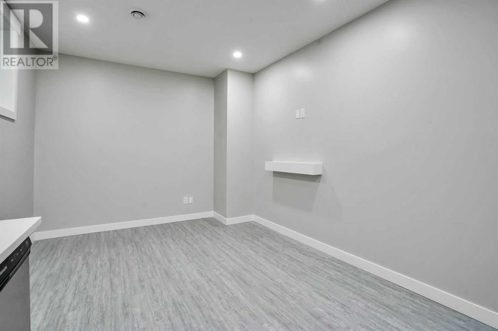 7 EVANSGLEN CIRCLE NORTHWEST Image 34