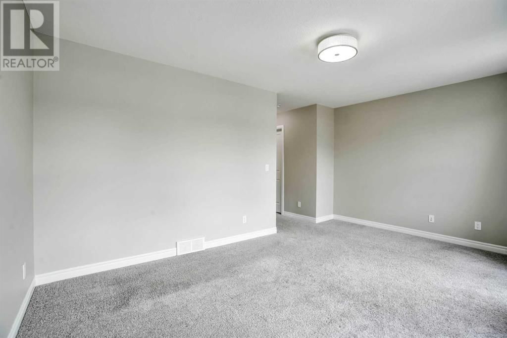 7 EVANSGLEN CIRCLE NORTHWEST Image 46