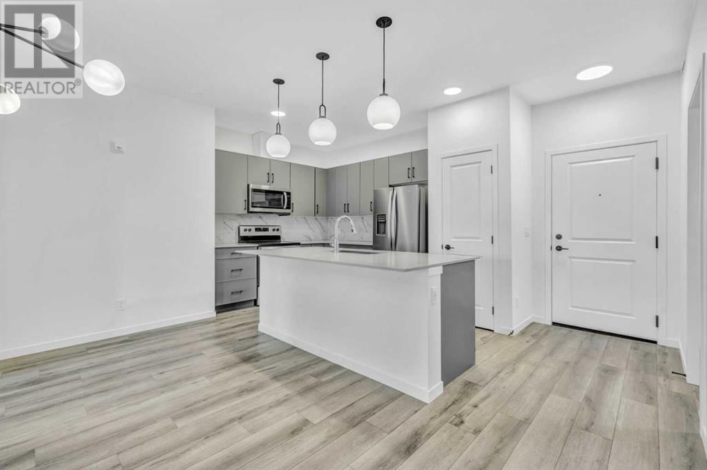 140 MAHOGANY STREET SOUTHEAST Image 3