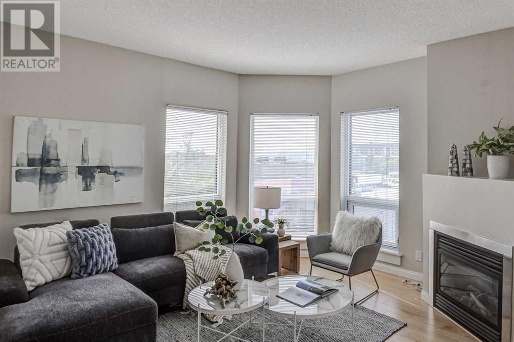 108 15 AVENUE SOUTHEAST Image 1