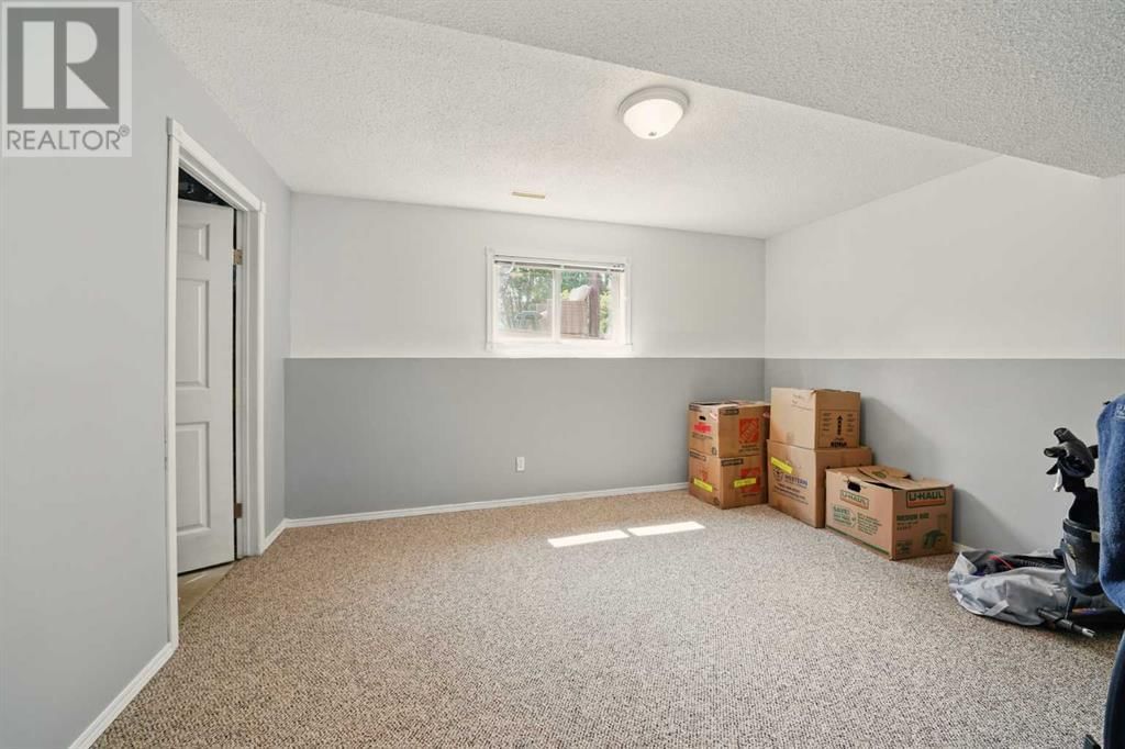74 HATHAWAY LANE Image 20