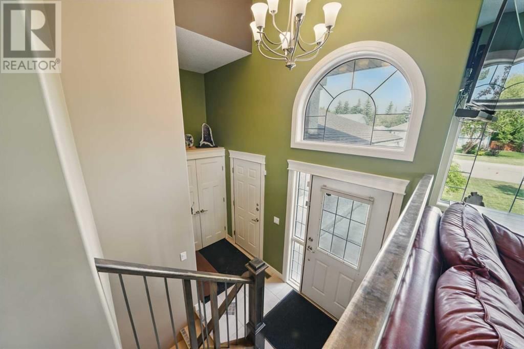 74 HATHAWAY LANE Image 3