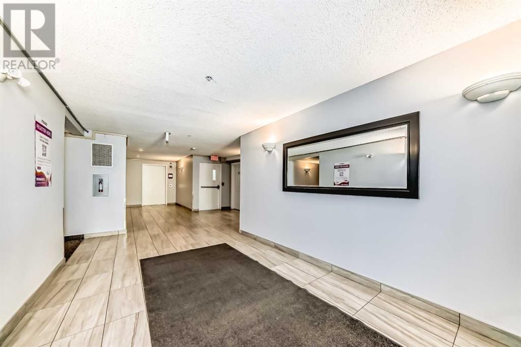 70 PANAMOUNT DRIVE NORTHWEST Image 36