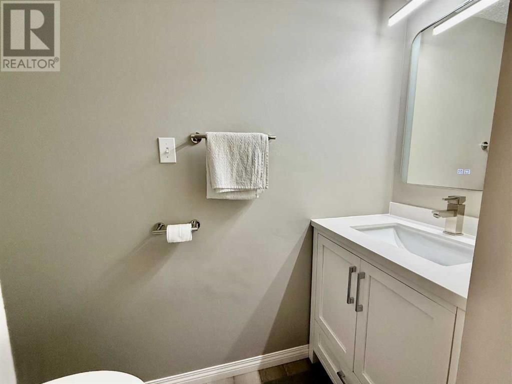 4810 40 AVENUE SOUTHWEST Image 22