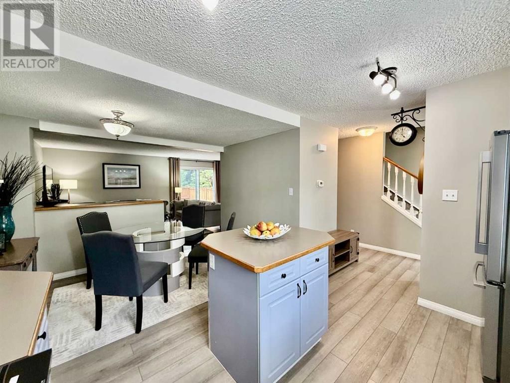 4810 40 AVENUE SOUTHWEST Image 6