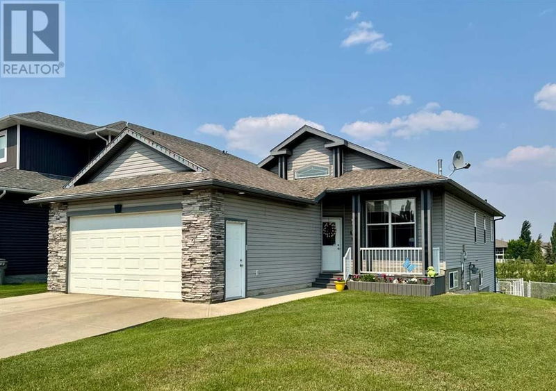 51 Pinnacle Lake Drive Grande Prairie, Alberta