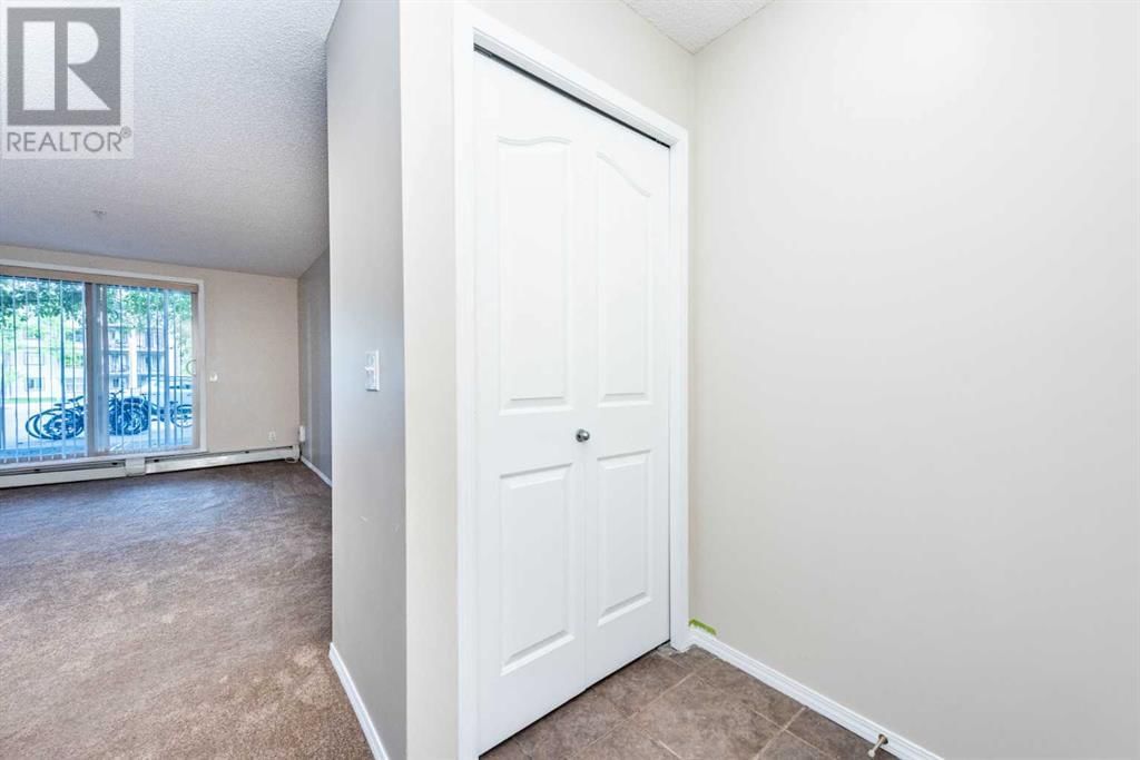 8 BRIDLECREST DRIVE Image 21