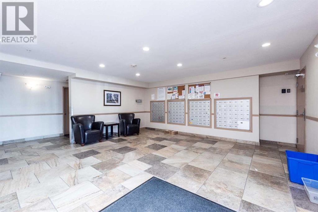 8 BRIDLECREST DRIVE Image 28