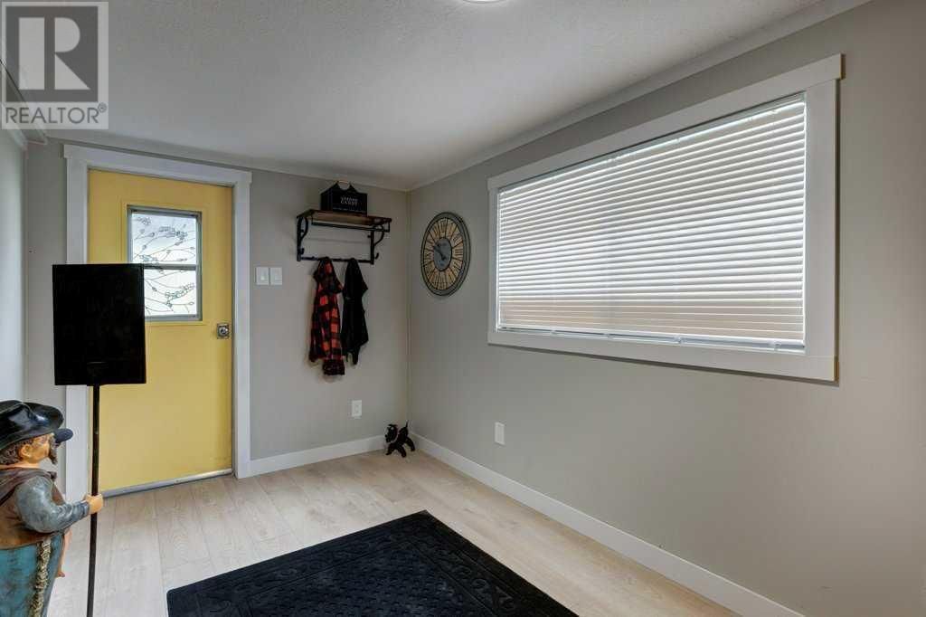 6724 17 AVENUE SOUTHEAST Image 26