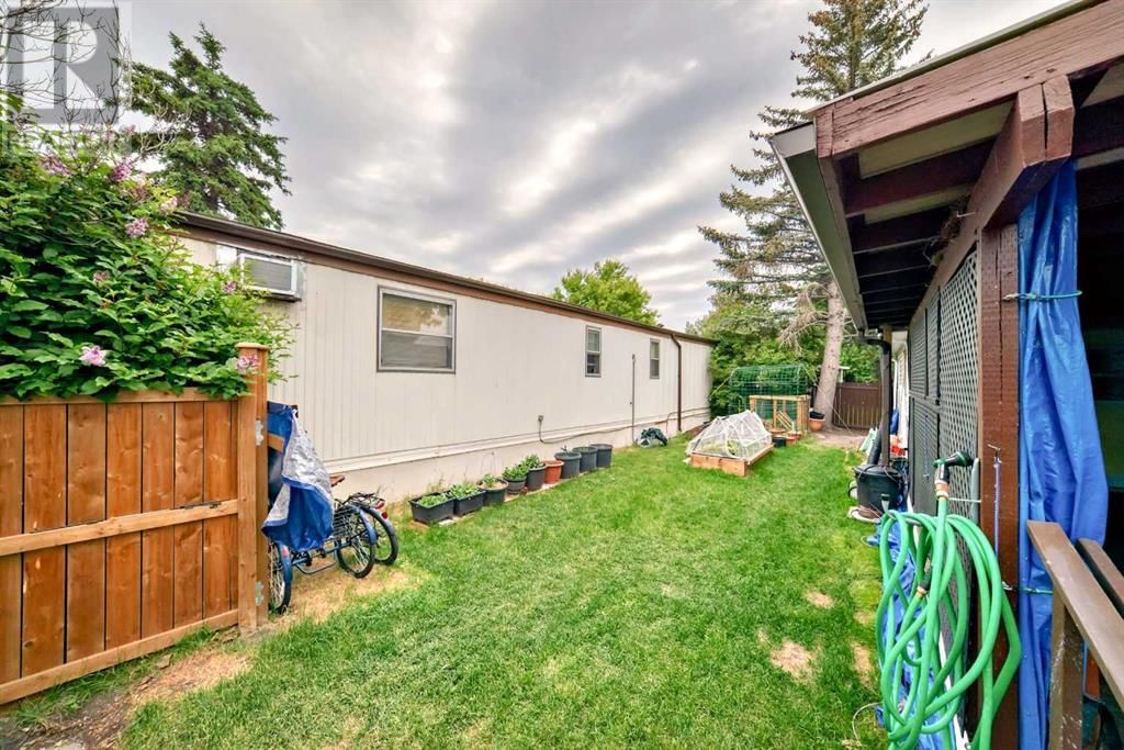 6724 17 AVENUE SOUTHEAST Image 35