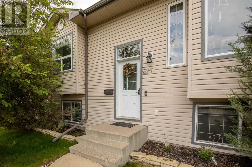 327 DUSTON STREET Image 31