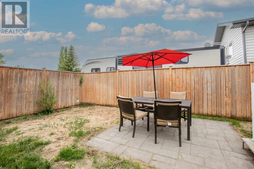 327 DUSTON STREET Image 37