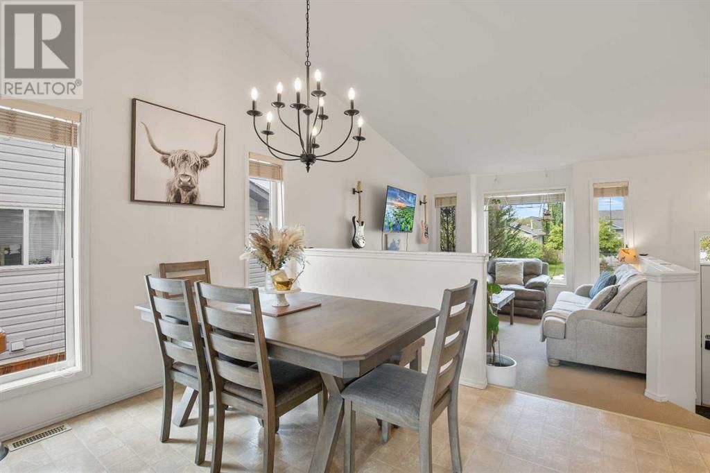 327 DUSTON STREET Image 7