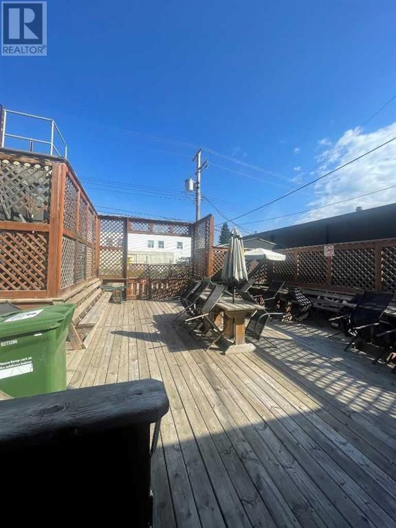 4939 50 STREET Image 3