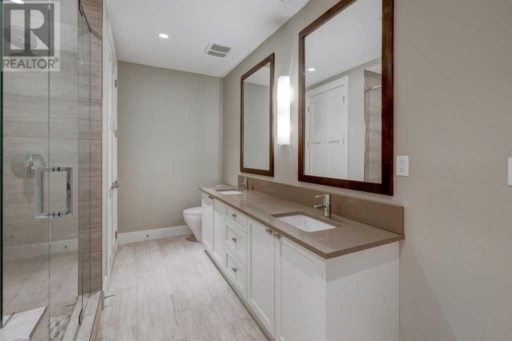 99 WATERMARK VILLAS Image 27